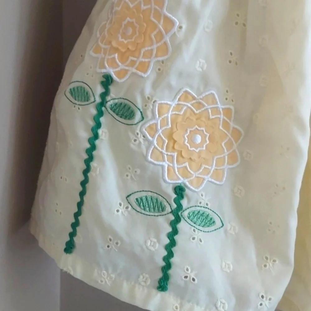 Little Bitty yellow eyelet sunflower applique dress - size 2T